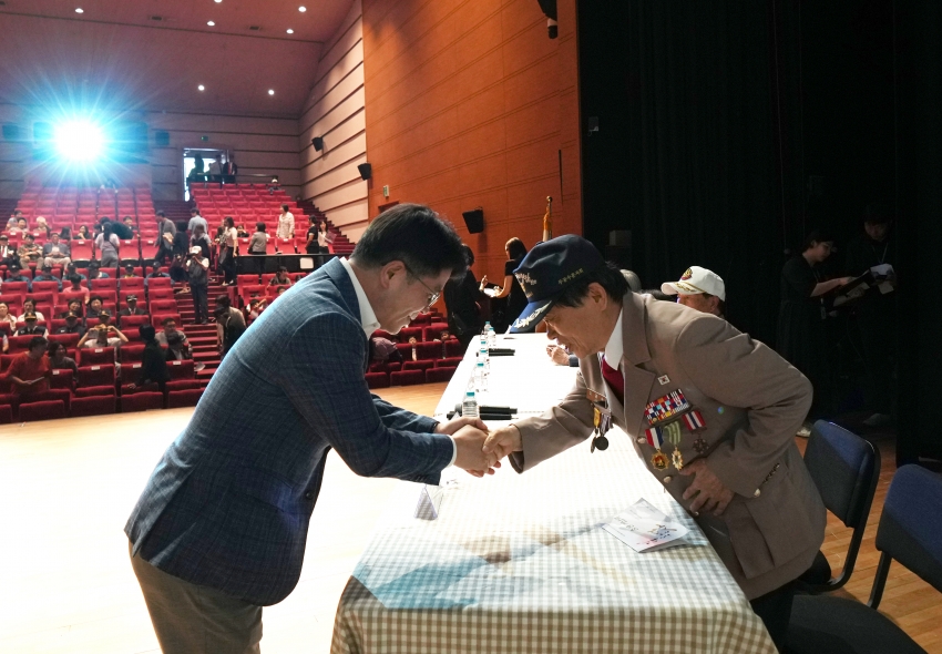 2025년 하남 기록단 아카이브 '기억으로 쓰는 역사' 출판 기념회_1
