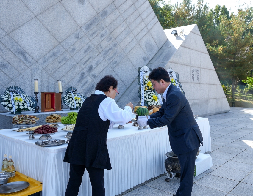 미망인회 현충탑 위령제_4