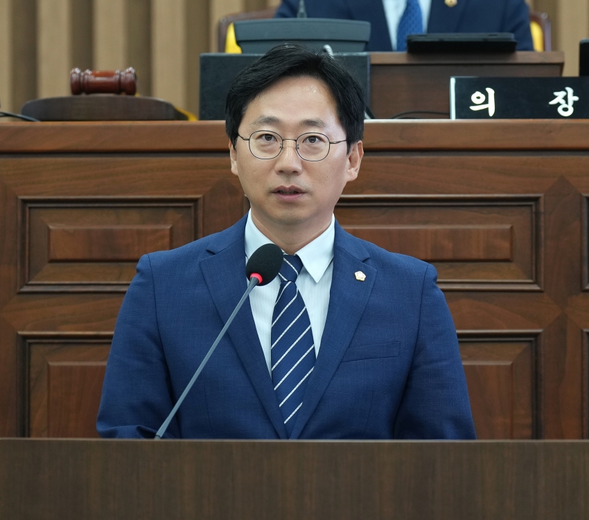제351회 하남시의회 임시회 제1차 본회의_9