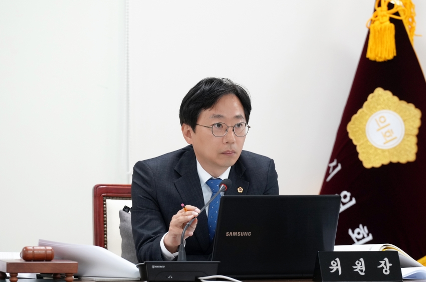 제353회 자치행정위원회 행정사무감사_4